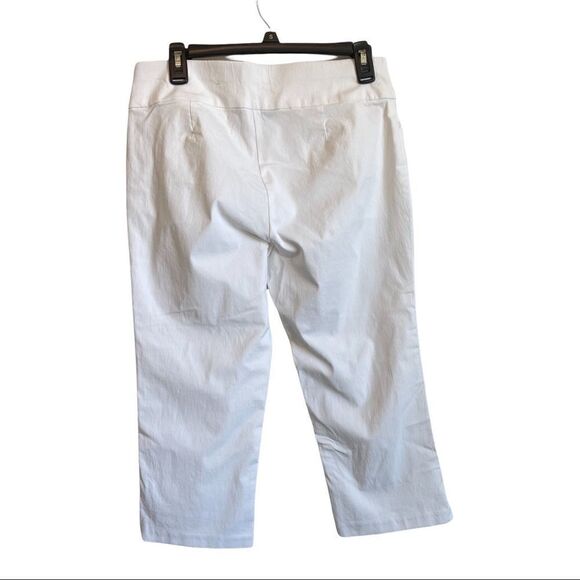 Christopher & Banks Signature Slimming White‎ Pull On Capris - Size 8 - Picture 9 of 9